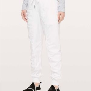 Lululemon  Dance Studio Jogger *Lined 29"